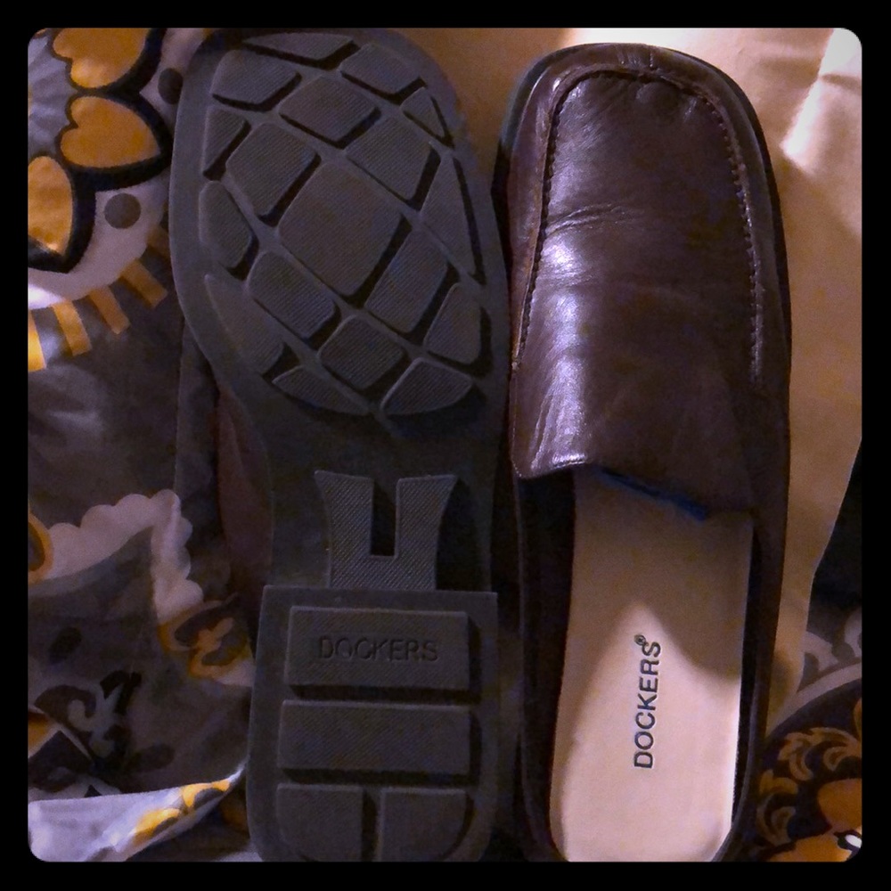 Dockers Chocolate Brown Mules